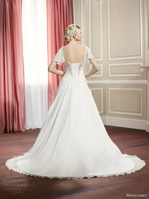 moonlight-collection-fall-2014-wedding-dress-j6319-back-view