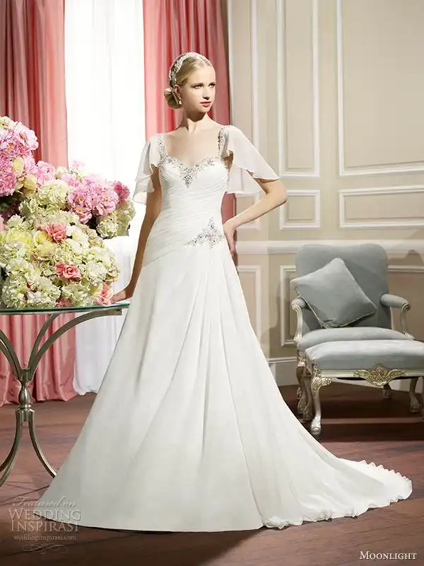 moonlight-collection-fall-2014-wedding-dress-j6319-front-view