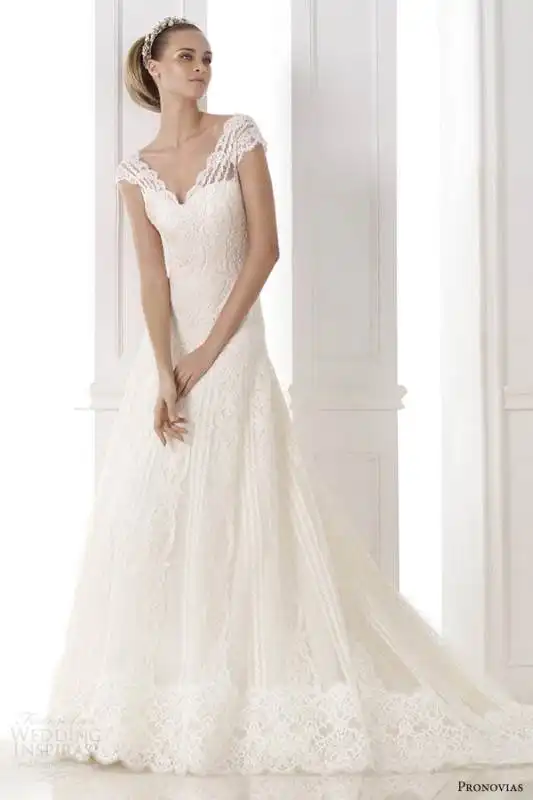 atelier-pronovias-2015-kande-v-neck-wedding-dress-cap-sleeves